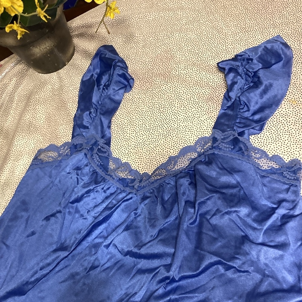 Vintage Gigi women’s lingerie size M in excellent condition - Picture 4 of 9